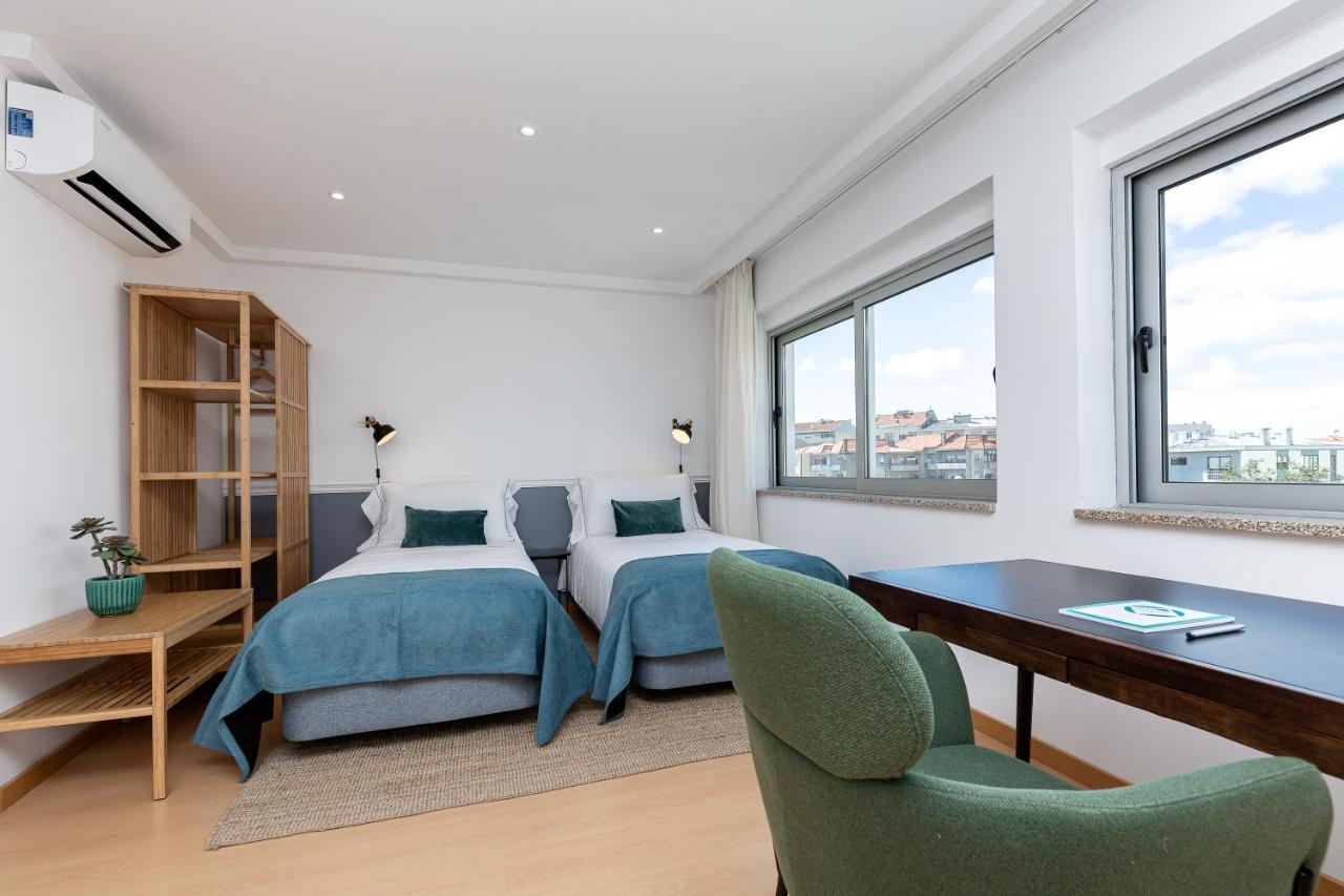 Estudio con vistas al jardín