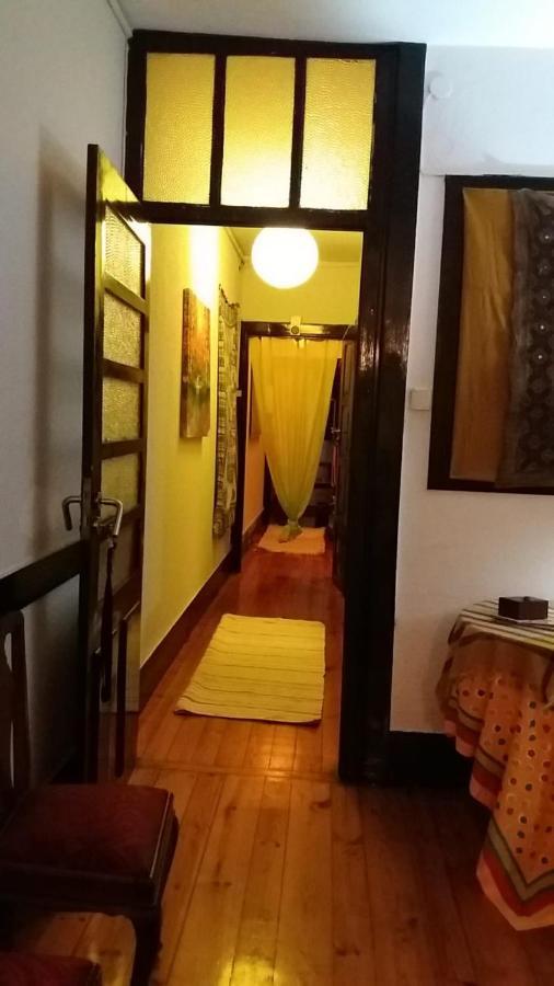 Habitación Triple Básica con baño compartido
