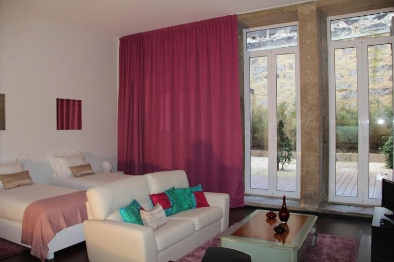 Apartamento de 2 dormitorios con jardín