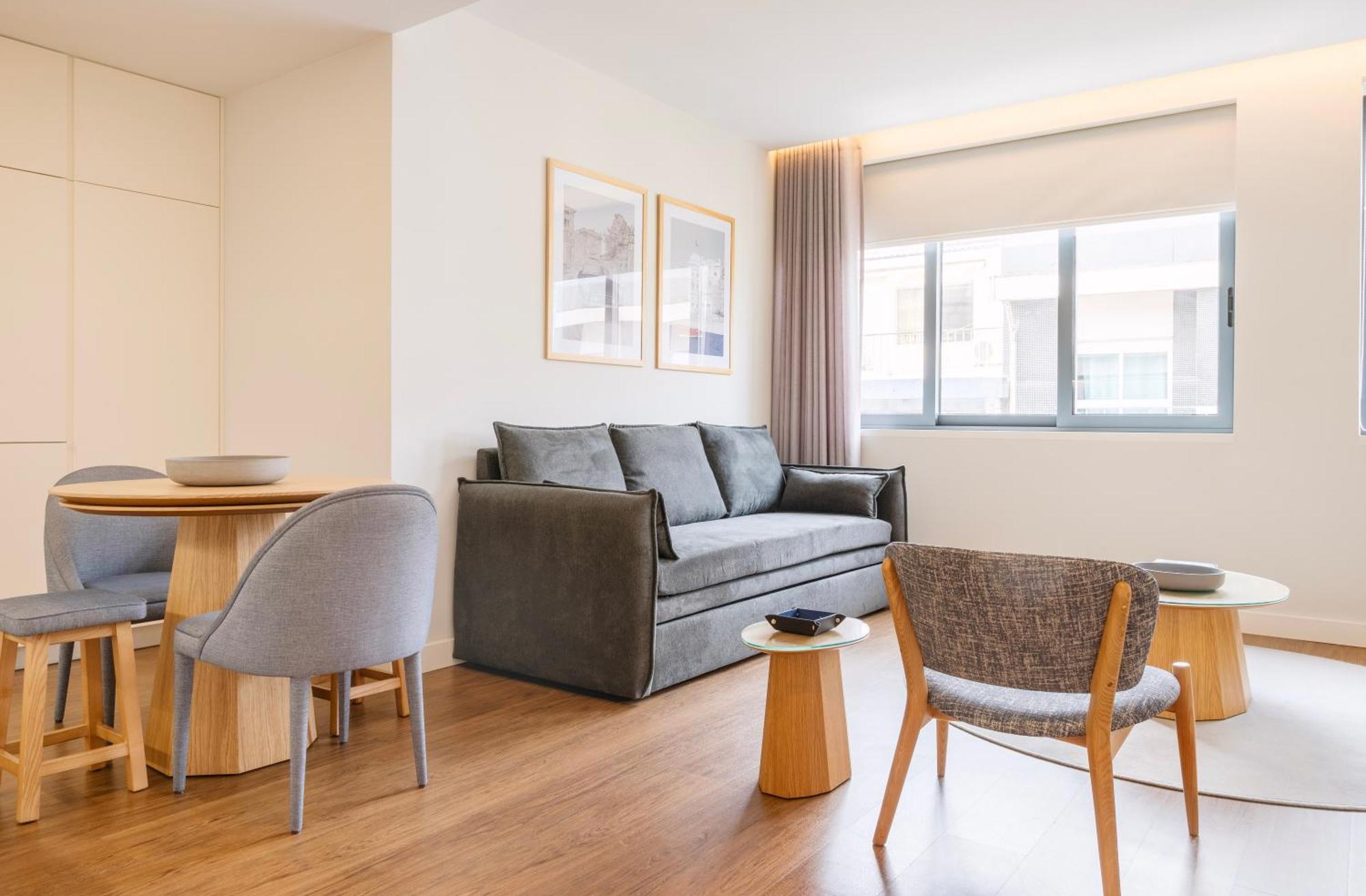 Apartamento con 1 dormitorio y sofá cama