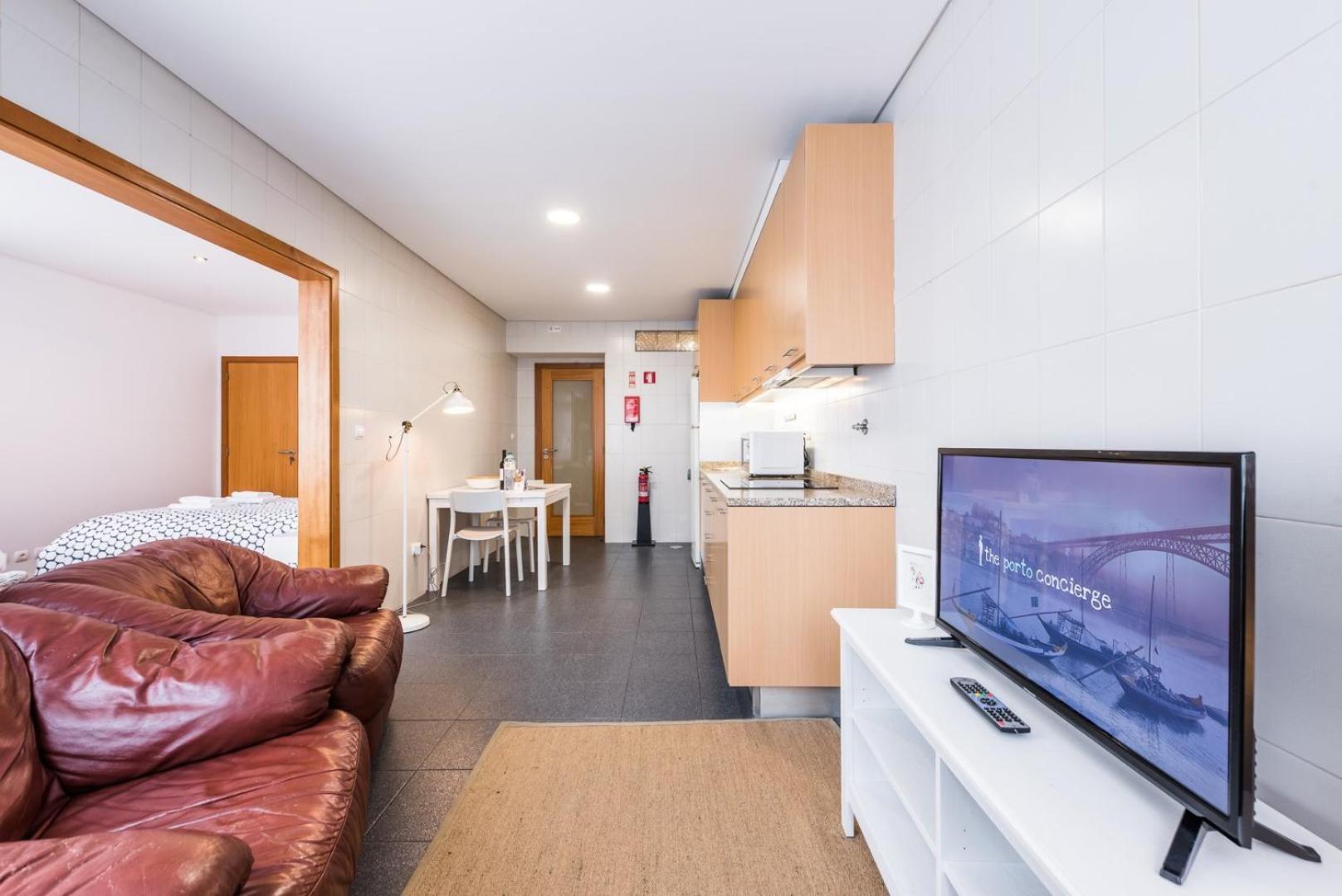 Estudio con balcón