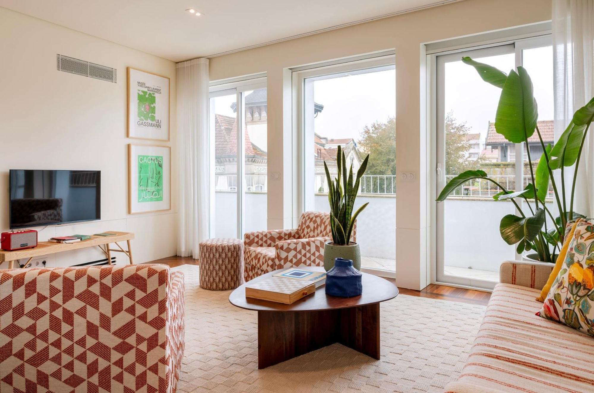 Two-Bedroom Premium Apartment with Balcony and City View