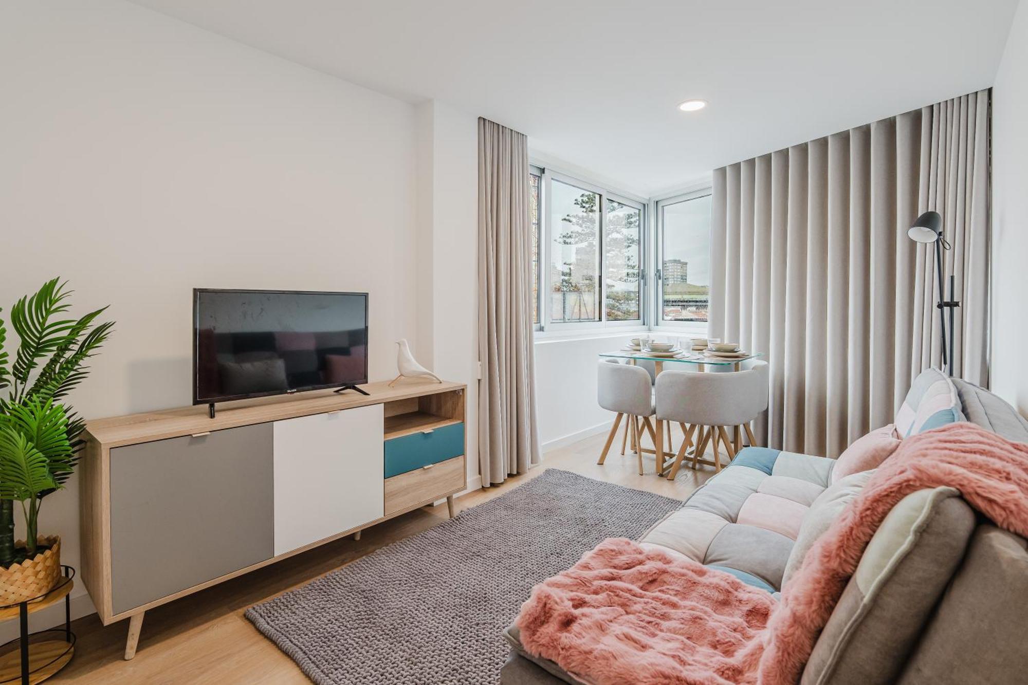 Apartamento de 2 dormitorios con vistas al puerto