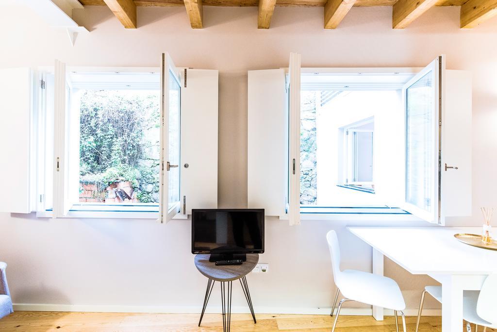 Apartamento de 2 dormitorios con balcón