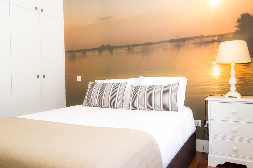 Apartamento com Varanda