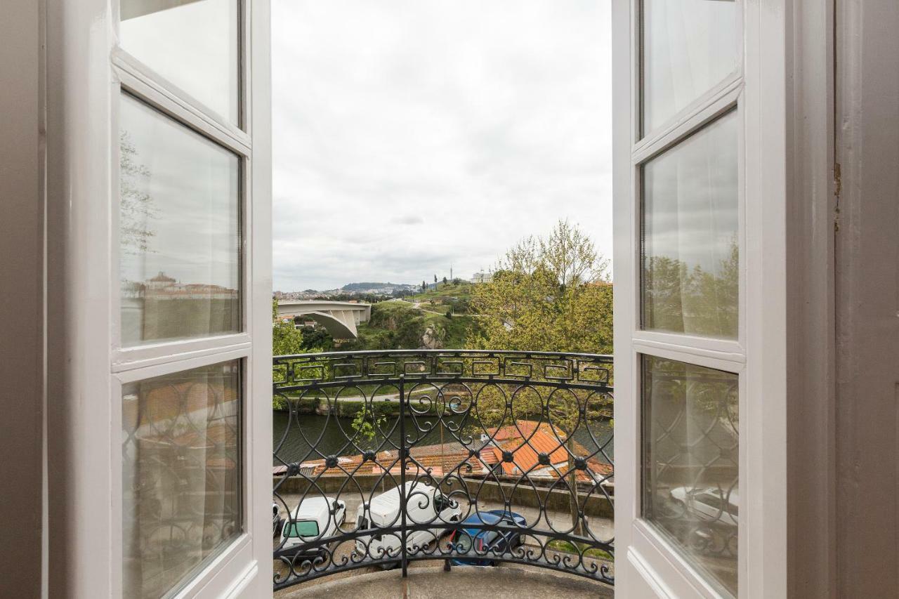 Apartamento Estudio con balcón y vistas al río - 2ª planta