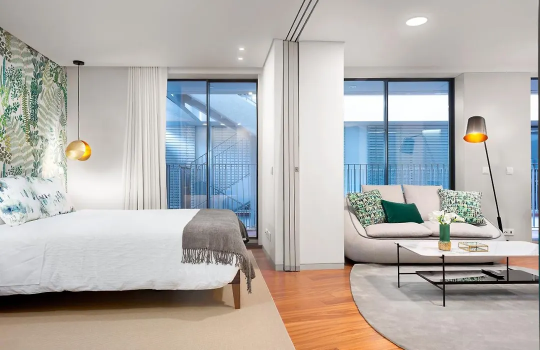 Stylish Apartment At Bolhao-1