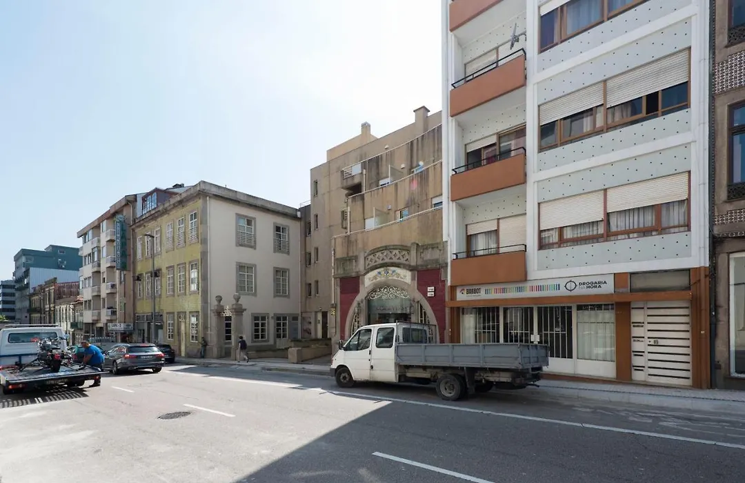 Rua De Camoes-1