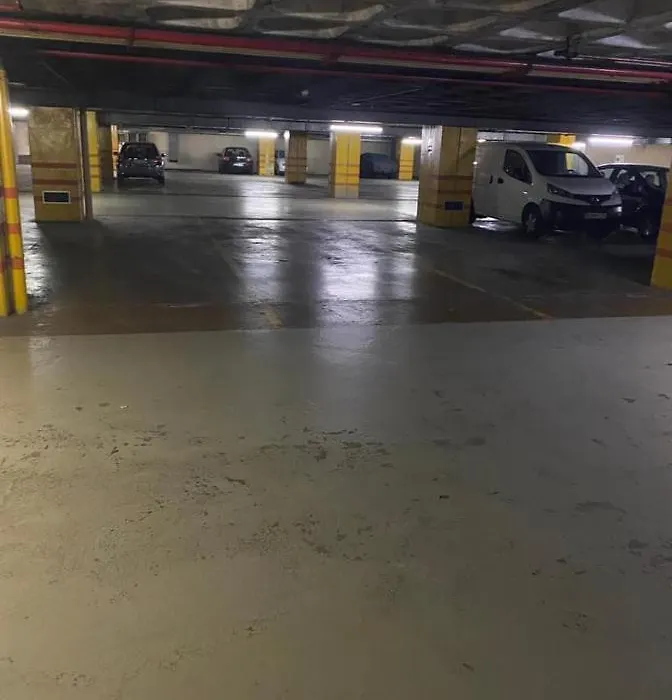 NEW! Galé Apartamento (Wi-Fi, estacionamento) 607-1