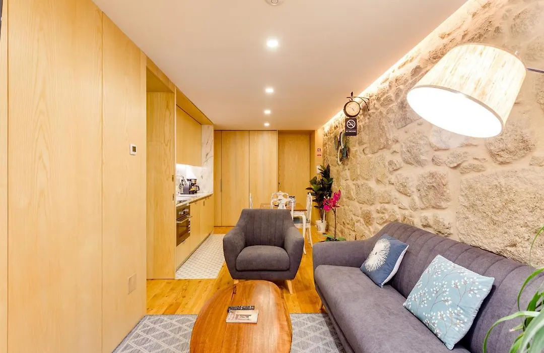 Riverside 2 Bedroom Apartment By Da'Home-1