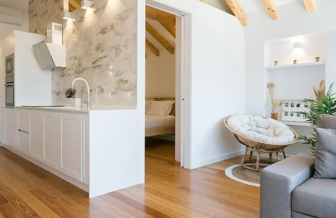 Orm Prado Apartment-1