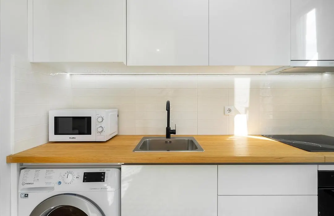 Whome Formosa #3 - Central 2-Bed In Prime Location Perfect To Explore Porto-1