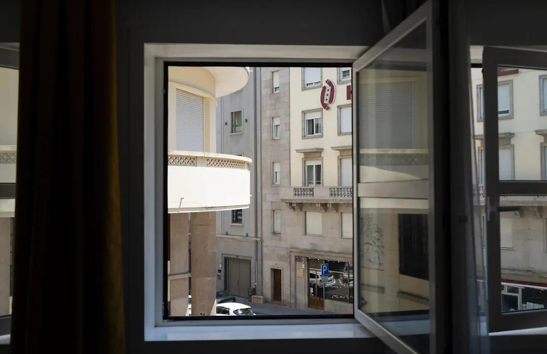Almada Downtown 302-1