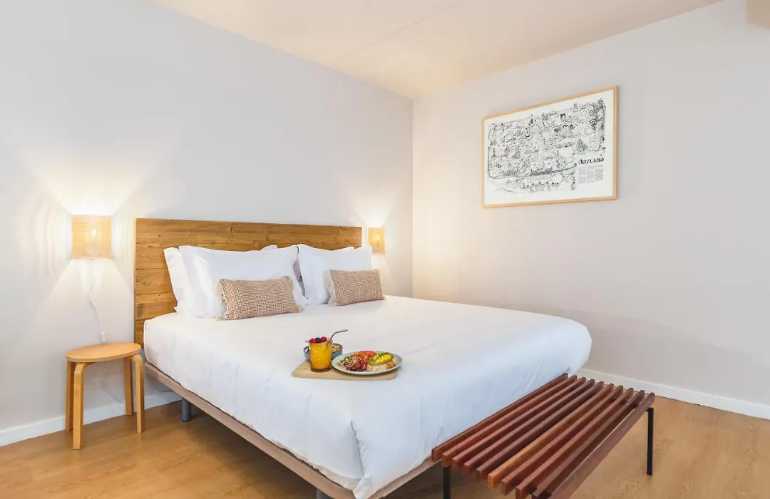 Dream On - Almada Lofts-1