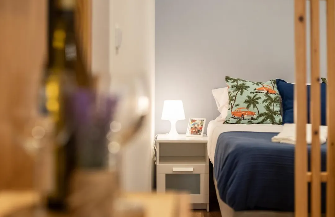 733 Costa Cabral Metro Residence-1