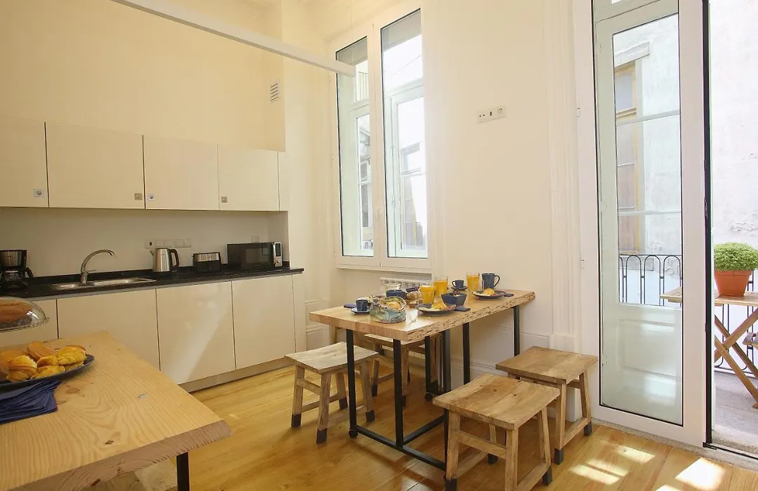 Nº 91 - Almirante Guest House-1