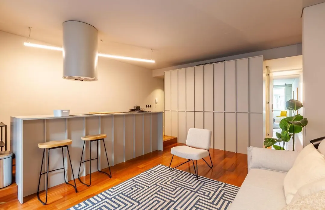 Sta. Catarina 618 Suite-1