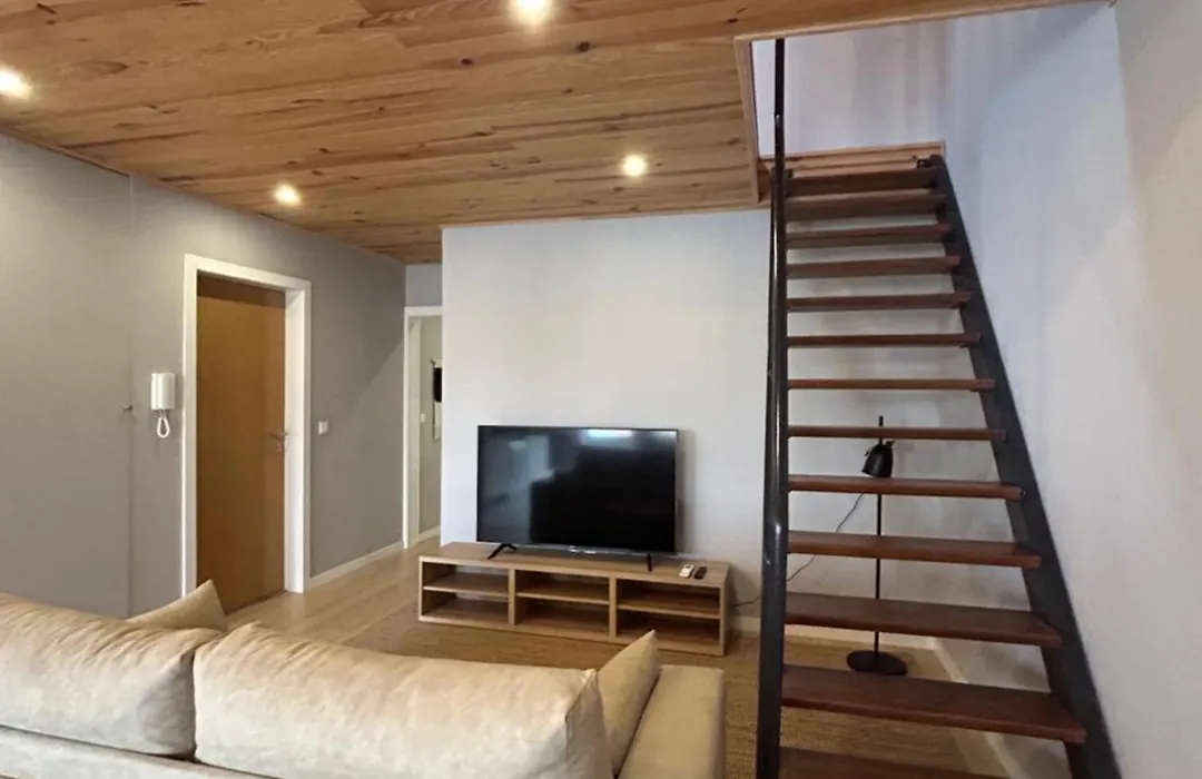 Oporto Near Family Apartments - Free Parking-1