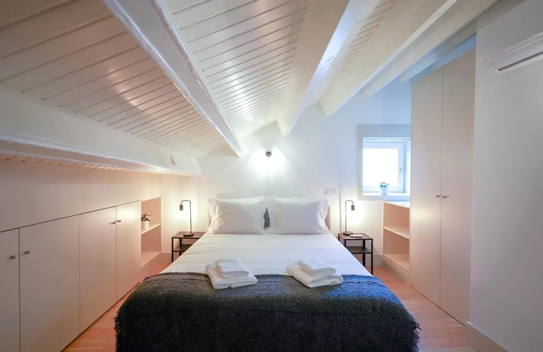 Mártires Sweet Apts by PortoCityHosts-1
