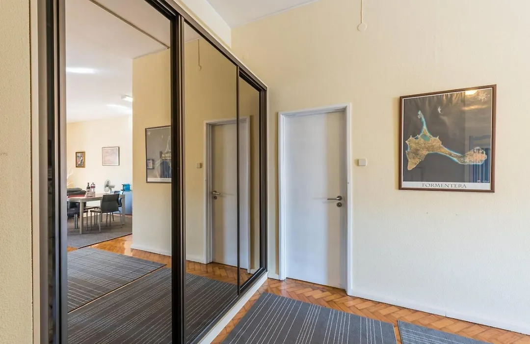 Guestready - Minimalistic Studio Downtown-1