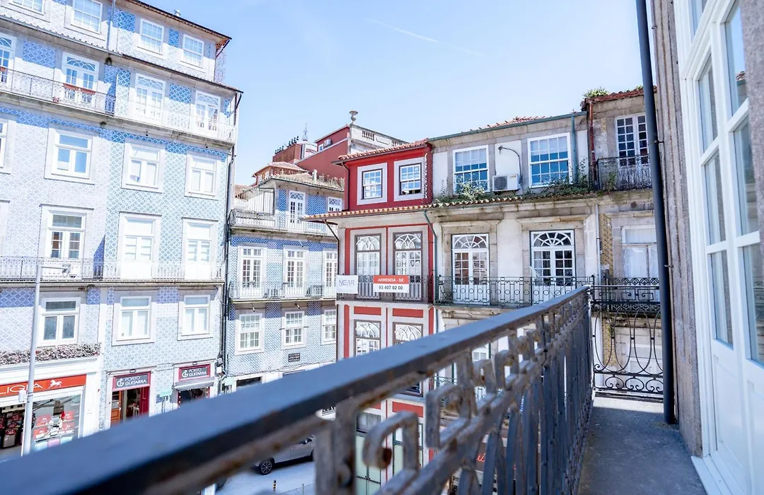 Authentic Porto Suites-1
