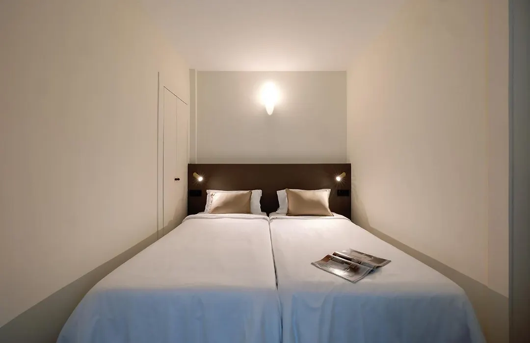 Cosme Apartments By Olala Homes-1