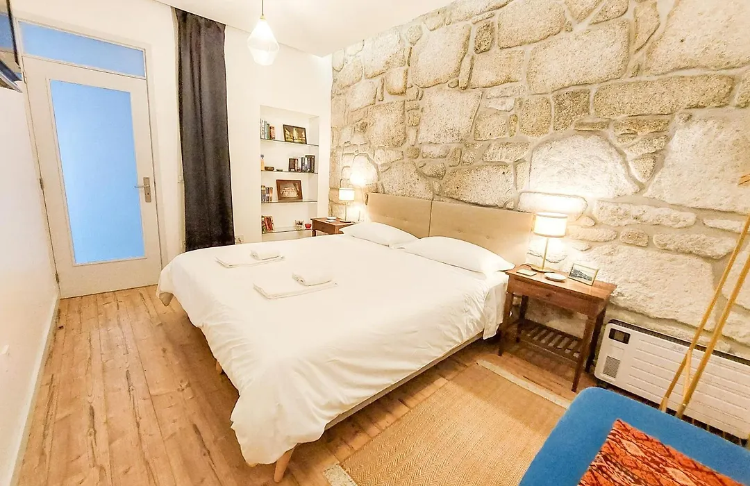 Bluetile Sol Apartment-1