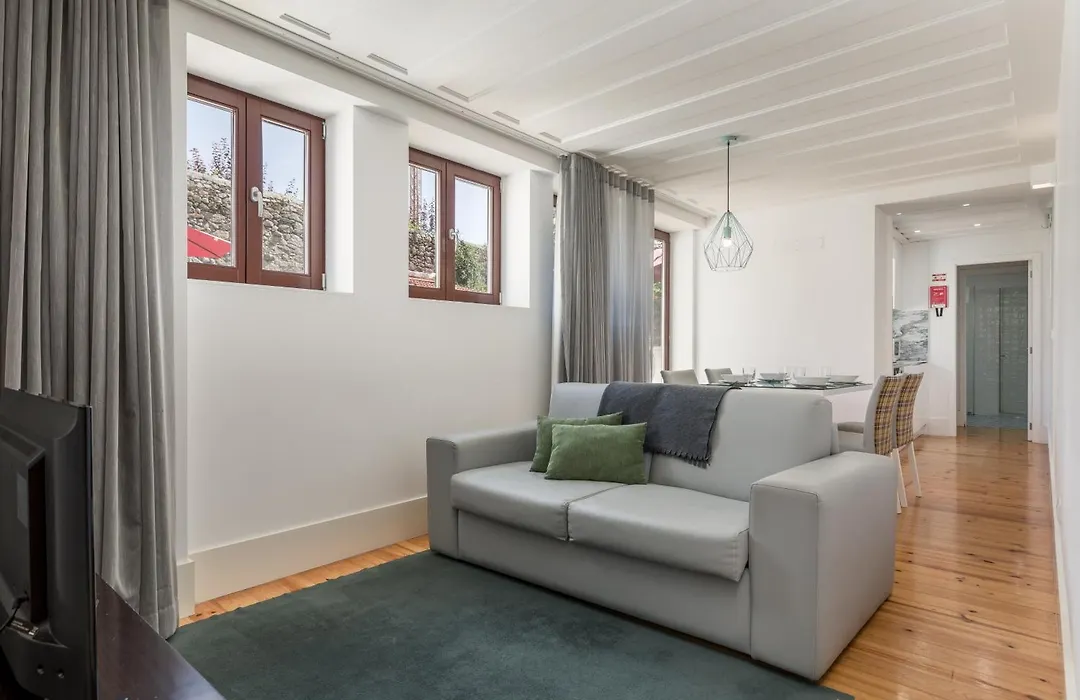 Bra.Com Apartments Oporto Pinheiros-1