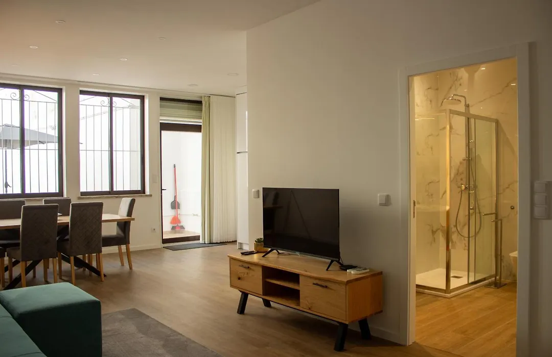 Orm- Flores Apartment-1