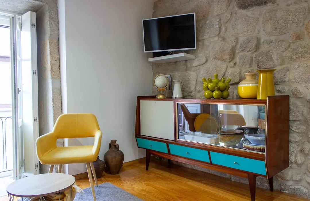 Orm Santana Apartment-1