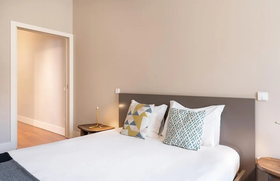VIVA Aliados Spacious&Bright Flat-1