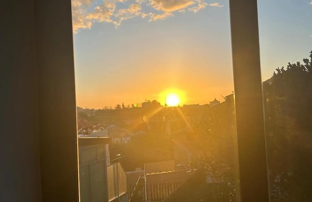 Spacious Porto Duplex With 4 Bedrooms And 4 Bathrooms For 8 Guests-1