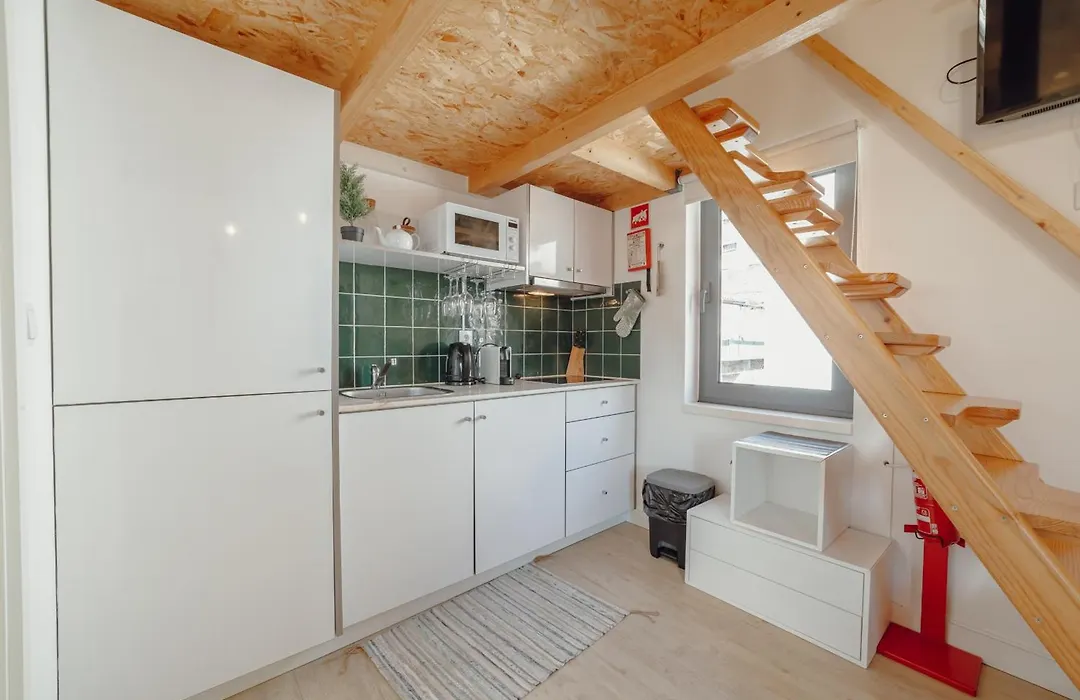Mezzanine Stylish Apartments By Vacationy-1
