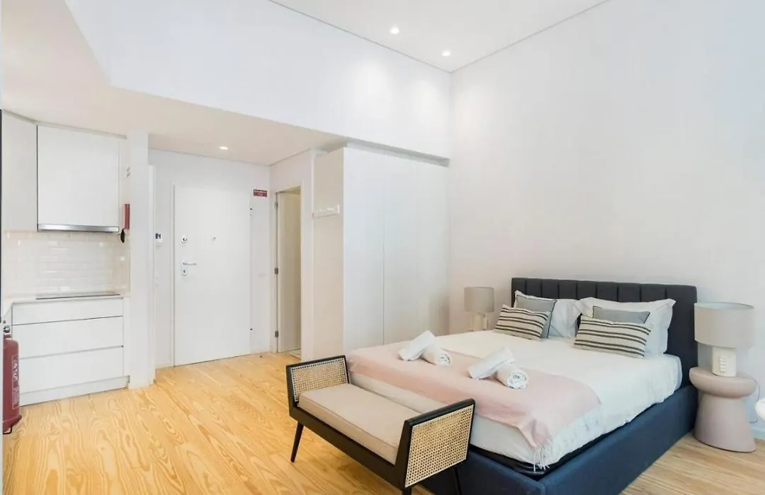 Modern Studio In Porto Center, Ideal City Base-1