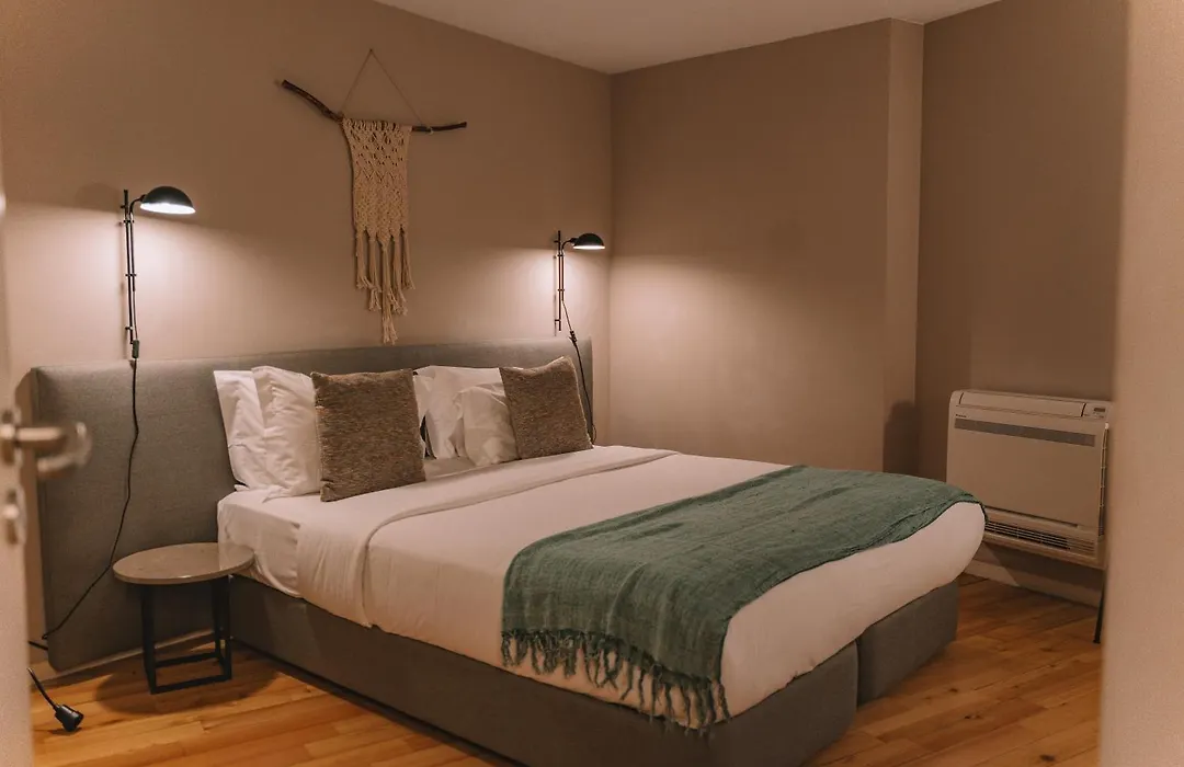 Oporto Serviced Apartments - Miragaia-1