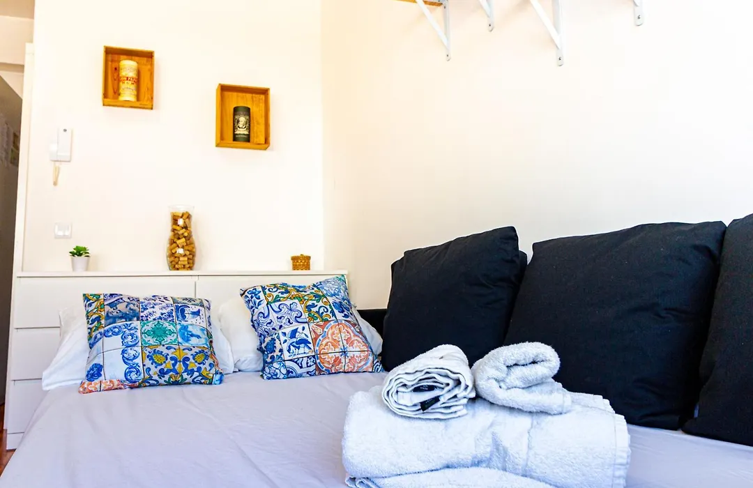 Guest H4U - Porto Batalha City Center-1