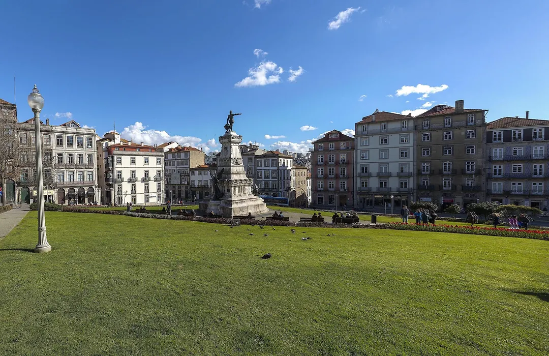 Authentic Porto Apartments-1