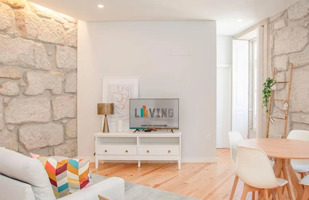 Liiiving in Porto - Aliados Stone Apartment-1
