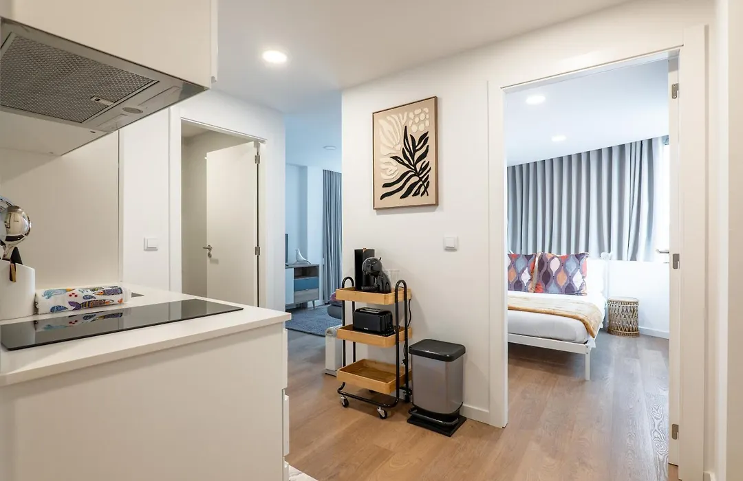 Opo Bolhao Flats By Destiny Houses-1