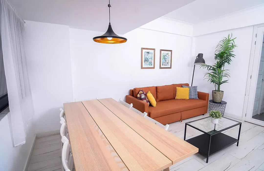 Travel And Live Apartments-1
