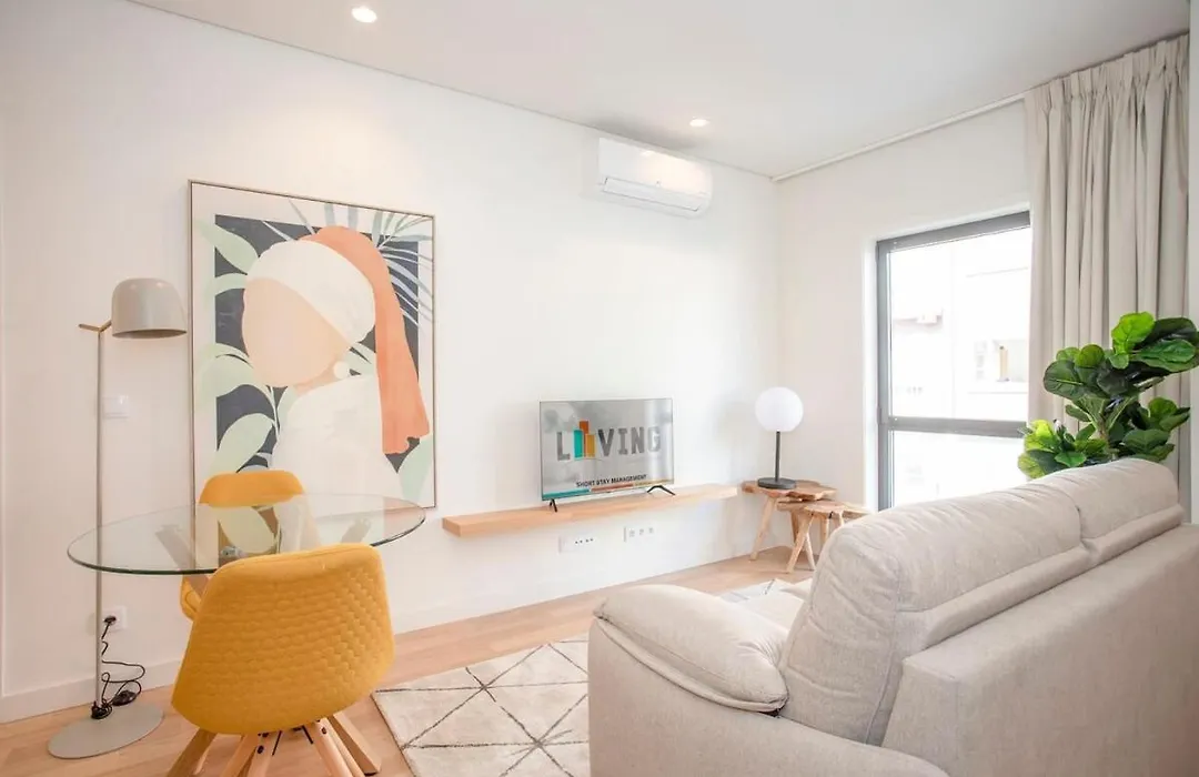Liiiving In Porto - City Design Apartments-1