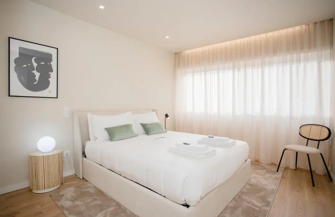 Liiiving In Porto - Uptown Pearl Apartment-1