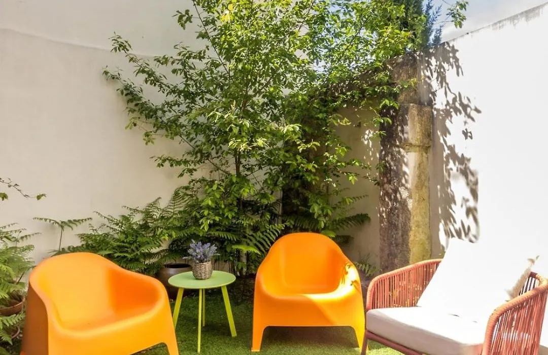 Guest H4U - Bonjardim Garden City Center-1
