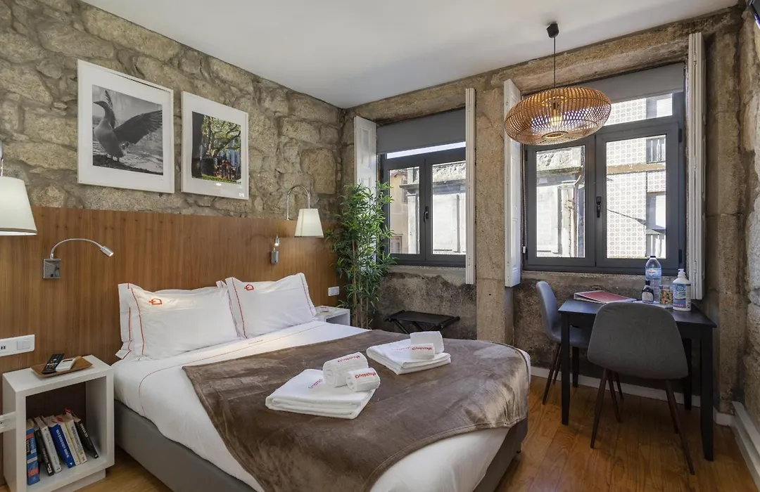 Oporto Gardens - Historic House, By Hopstays-1