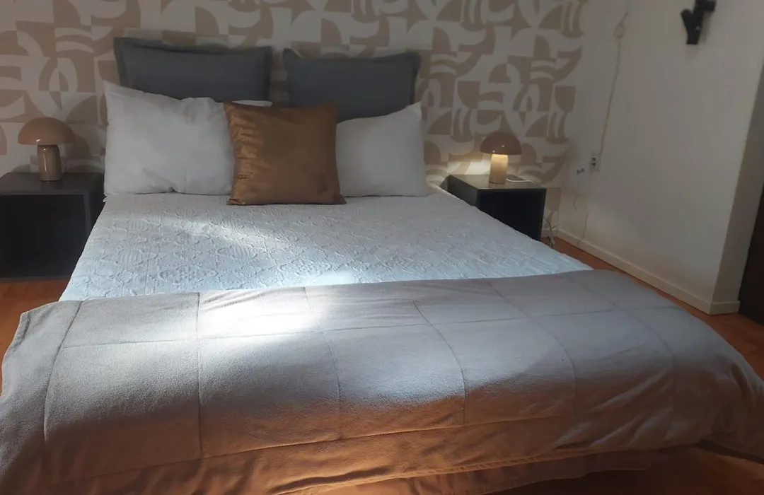 Comfort In The Downtown-1
