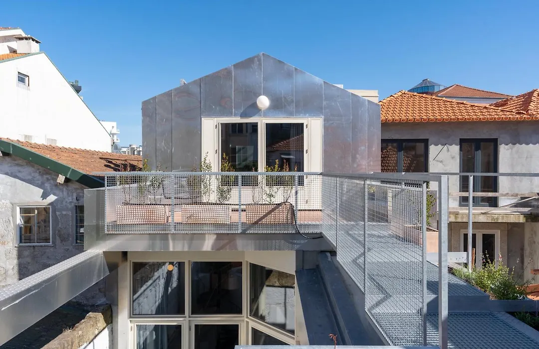 Uma Biscuit Factory Apartments Porto-1