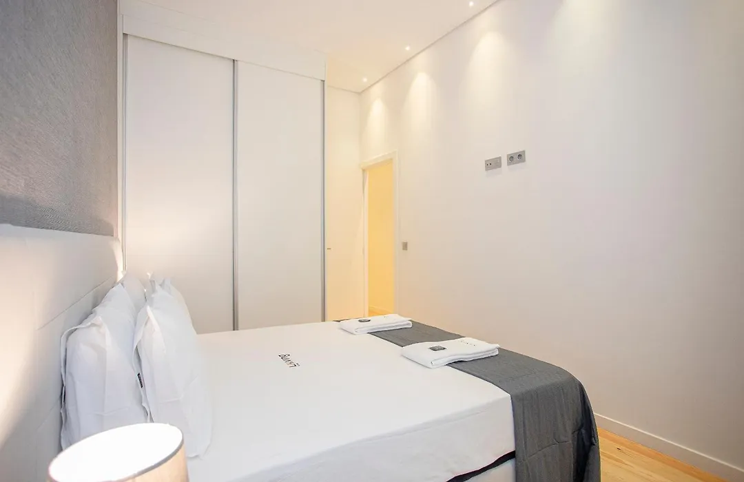 Liiiving in Porto-Mouzinho Residence Apartments-1