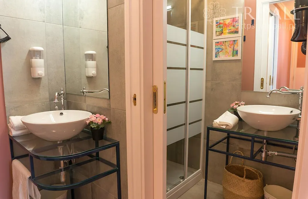 Oporto Center Clean & Cozy Apt 3-1