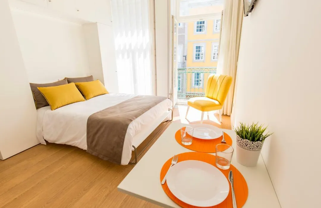 Downtown Porto Mouzinho Studio Apts-1
