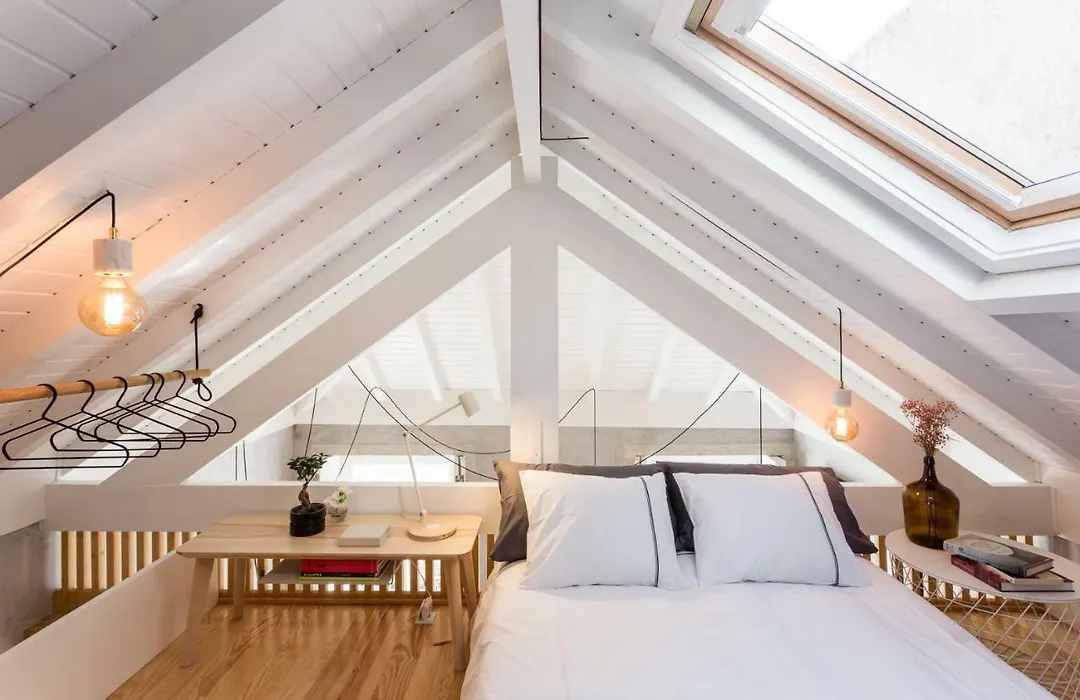 Gold & Grey Loft Almada-1